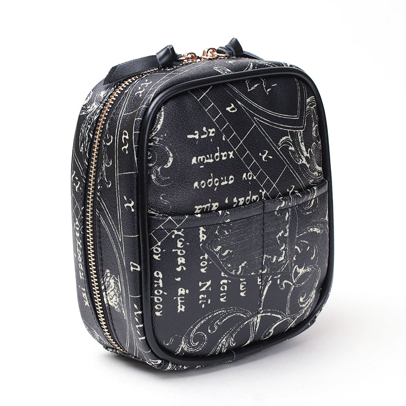 manipuri ラウンドポーチ ネイビー背面