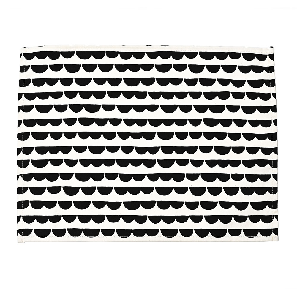 ランチョンマット おしゃれ 北欧 布 42×32cm スカラップ 日本製 fabrizm ティーマット 子供用 吸水 かわいい 車 爆買 | fabrizm | 01