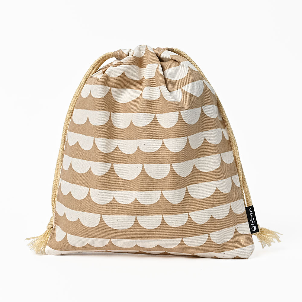 巾着袋 きんちゃく 小 Sサイズ 20×24cm 小学校 小学生 保育園 幼稚園 入園 入学 スカラップ 日本製 fabrizm 給食袋 コップ入れ 男の子 女の子 キッズ 子供 爆買 |  | 02