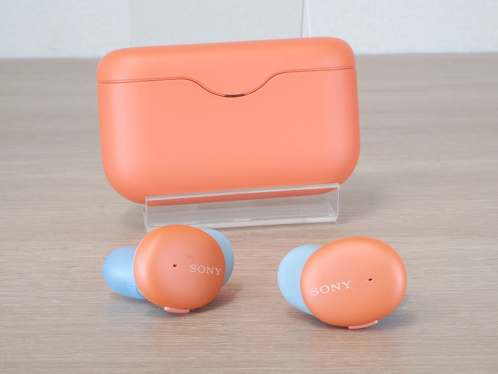 SONY WF-H800をレビュー！コンパクトで高音質、カジュアルでオシャレな