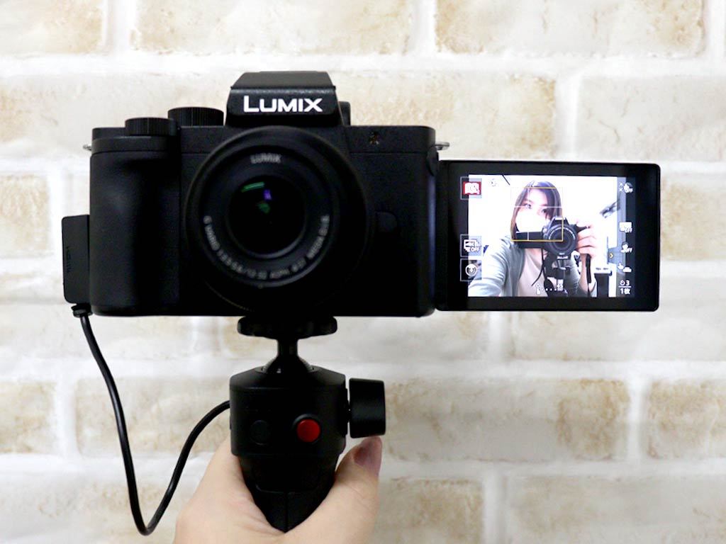 レンズ交換で撮影の幅を広げる！Vlog撮影のためのミラーレス一眼カメラ 
