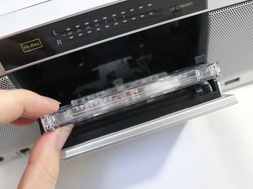 昔懐かしの音をハイレゾ化！東芝のCDラジカセ「TY-AK2」は