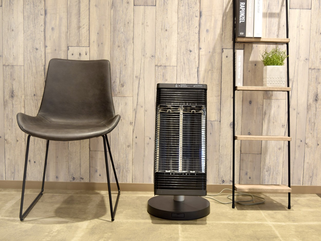 値下げ　 CERAMHEAT スタンド型ストーブ ERFT11VS-W ダイキン セラムヒート ERFT11VS-W [マットホワイト] 価格比較