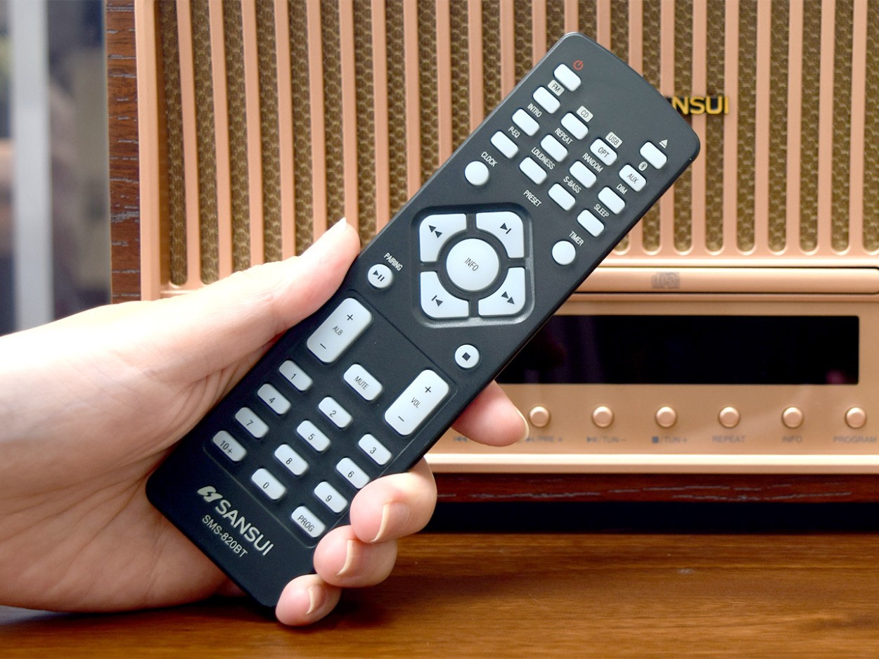 人気のレトロデザイン・コンポ「SMS-820BT」が大幅パワーアップ