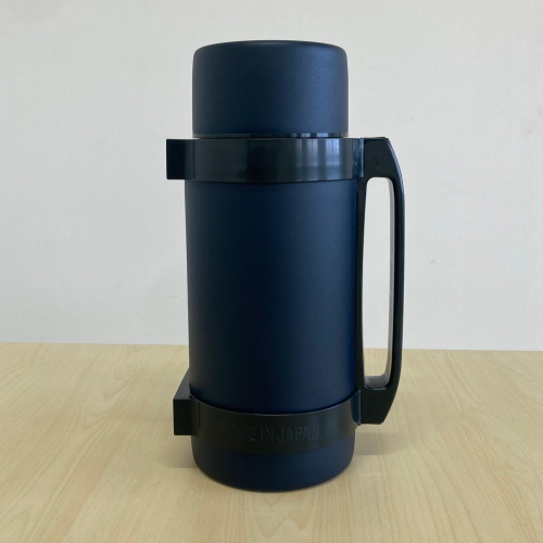 マグナムボトル2500 2.5L MBO-2500 日本製 スポーツ 大容量 水筒 ワンプッシュ 保冷 保温 真空二重構造 ウォータージャグ SHIBUKI 新潟県燕市の画像