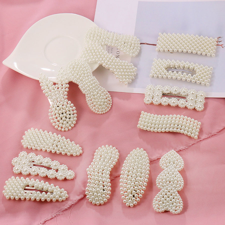 AHCAHCUM.muchacha 白鳥バレッタ・パールイヤーカフ 2点セット AHCAHCUM.muchacha 白鳥バレッタ・パールイヤーカフ 2点セット