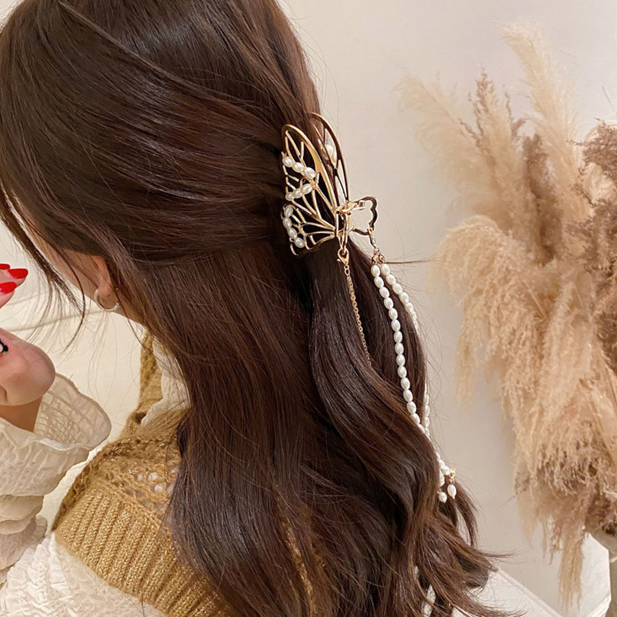 ヘアクリップ バンスクリップ パール 蝶 バレッタ おしゃれ シンプル