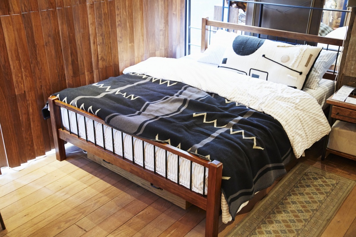 SALE 30%OFF】ACME Furniture アクメファニチャー GRANDVIEW BED