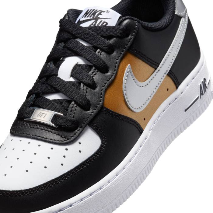 値下げ⚠️【新品タグ付き】Nike Air Force1 19cm ジュニア NIKE ナイキ Nike 【 Air Force 1 Le Youth 】 ジュニア キッズ