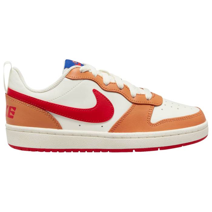 ʥ Nike  Court Borough Boys' Grade School 
