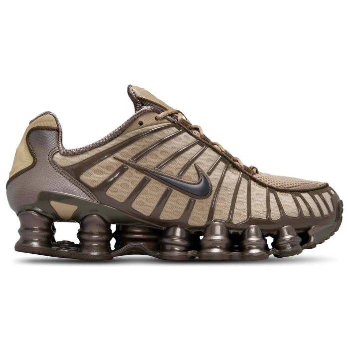 NIKE shox TL（レディースシューズ） | ファッション のおすすめ