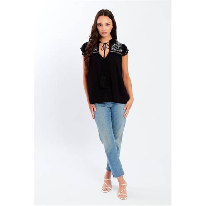 Be You 【 Embroidered Crinkle Blouse Womens Women 】 ファッション レディースファッション トップス シャツ ブラウス レデ