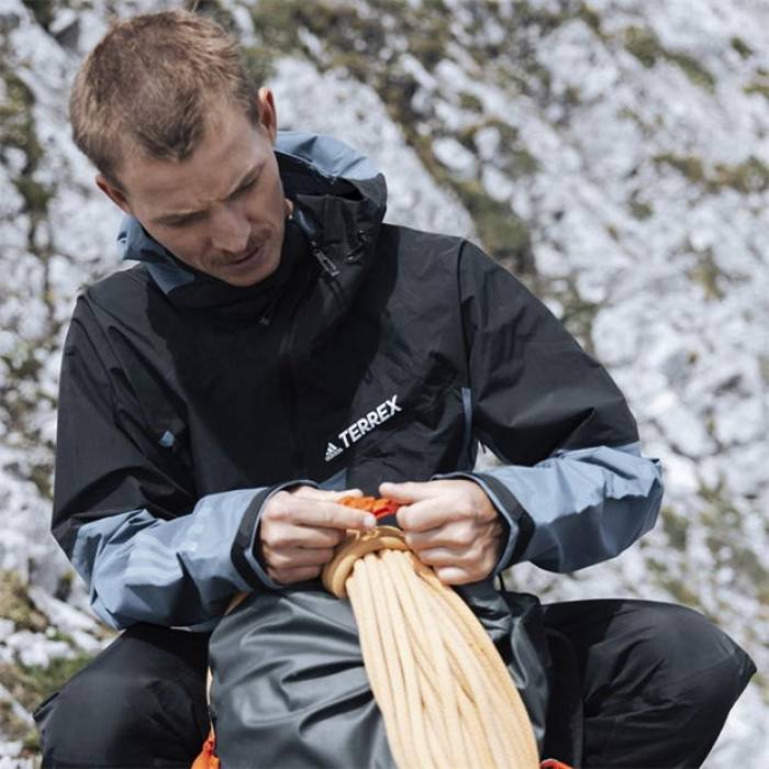 adidas（アディダス）の「テレックス MYSHELTER GORE-TEX