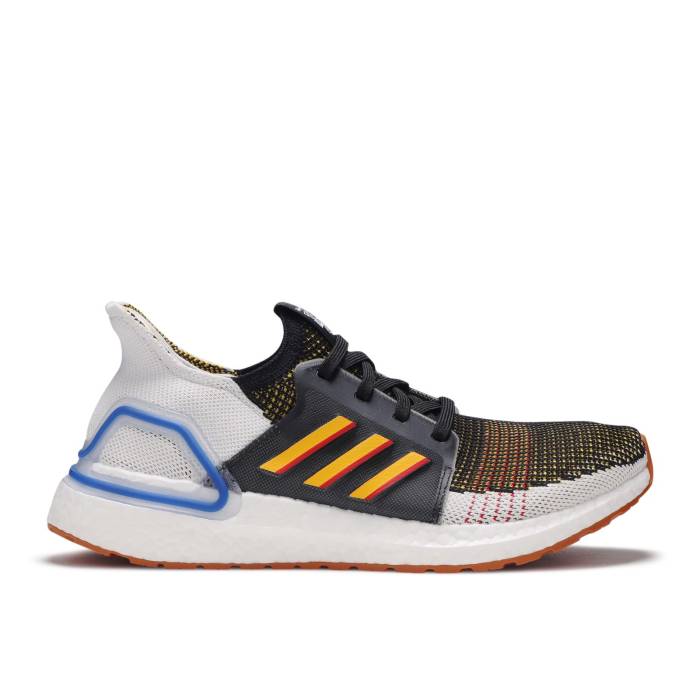 ǥ Adidas  Toy Story 4 X Ultraboost 19 J 'Woody' Youth  ˥ å