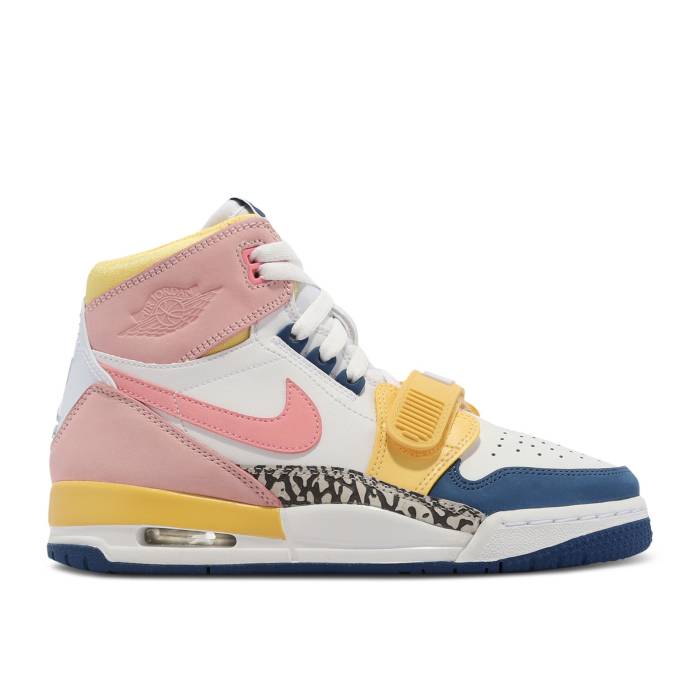エアジョーダン Air Jordan 【 Jordan Legacy 312 Gs 'White Coral French Blue' Youth 】 ジュニア キッズ