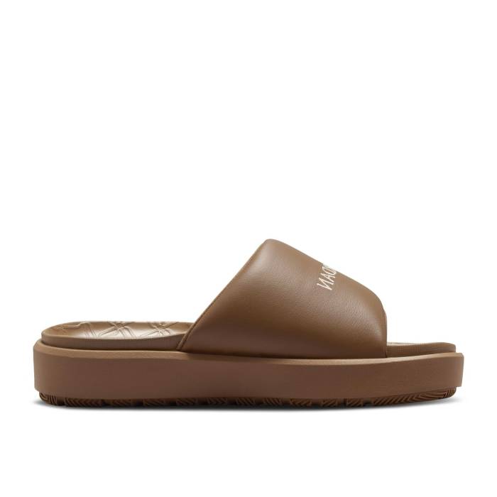 NIKEジョーダンソフィアサンダル24cm 楽天市場】NIKE (ナイキ) WMNS JORDAN SOPHIA SLIDE (ウィメンズ