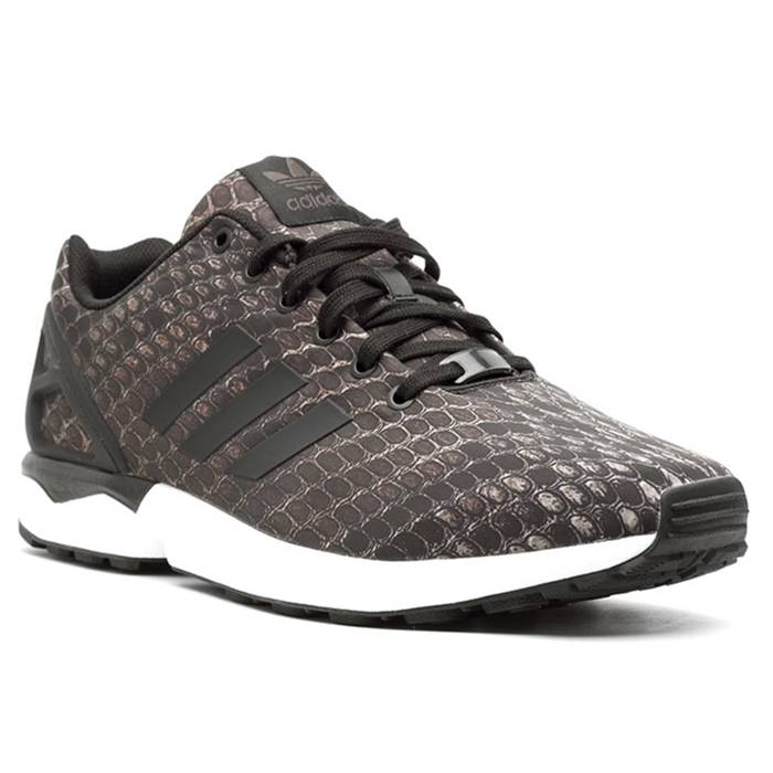 フラックスのcvです。送料込みです。 アディダス ZX FLUX（メンズシューズ、紳士靴） | ファッション