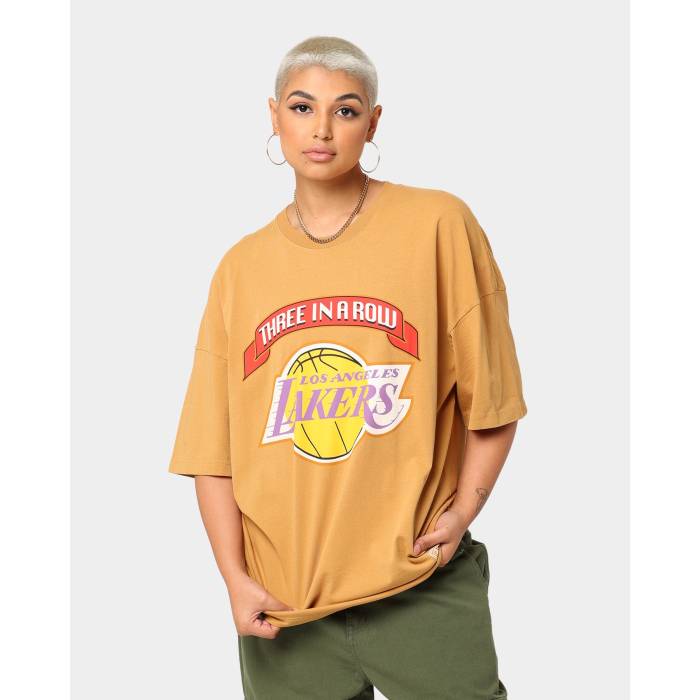 ミッチェル&ネス Mitchell & Ness 【 Los Angeles Lakers 3-Peat T-Shirt Womens 】 レディース