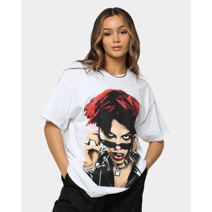Yungblud 【 Life On Mars Tour Vintage T-Shirt Womens 】 ファッション レディースファッション トップス Tシャツ カットソー
