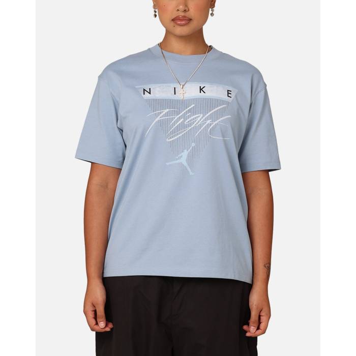 ナイキ ジョーダン Jordan 【 Women's Flight Heritage Graphic T-Shirt Womens 】 レディース