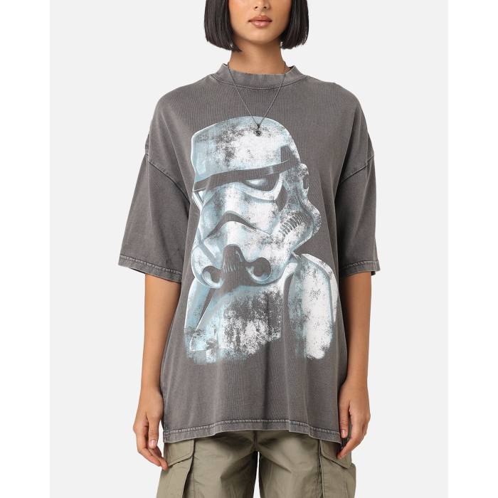 Loiter 【 Star Wars Vader & Stormtrooper Vintage Vintage T-Shirt Womens 】 レディース