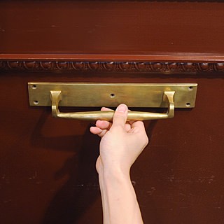 真鍮 ドア ハンドル 取っ手 金具 レトロ 引き出し 扉 つまみ ツマミ 