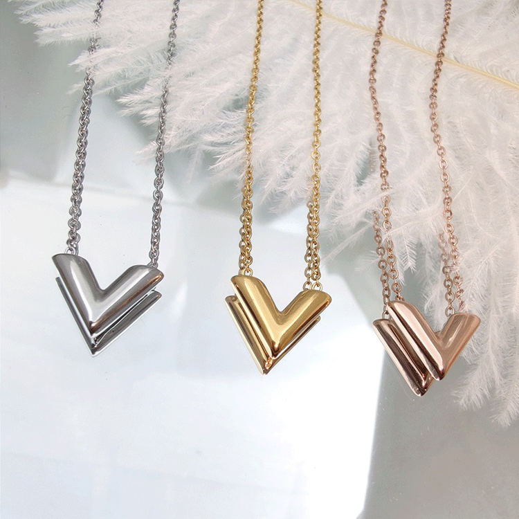 【即決大歓迎】 V型 ネックレス DIAMOND GEOMETRIC V NECKLACE(2JN1036)K10 ネックレス｜スター