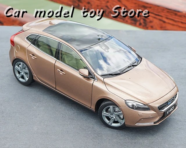 ボルボ V40 ミニカー 1/18 箱付き　ダイキャストモデル 並行輸入品】 1:18 ダイキャストモデル ボルボ V40 2016年用