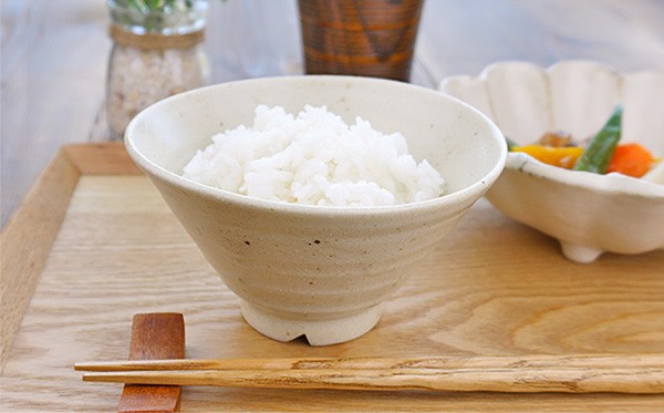 お買い得！SALE！不揃い商品　ご飯茶碗大7個12.5cm位　W 逆富士型 ご飯茶碗 12.5cm 300cc アウトレット 訳あり 日本製