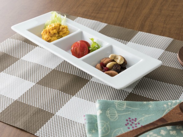三つ仕切りプレート 25.3cm 中皿 日本製 美濃焼 陶器 洋食器 白い食器