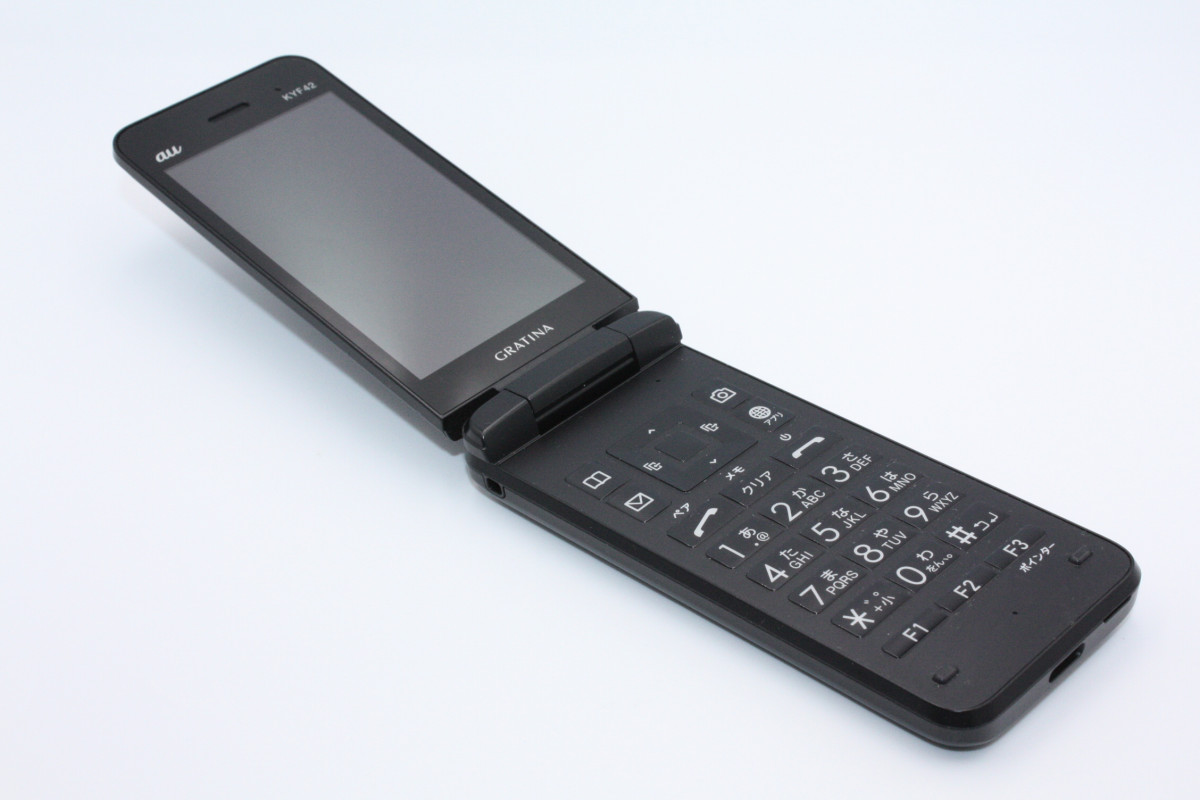 【SIMロック解除済 】au GRATINA KYF42 ブラック KYOCERA（京セラ） au SIMロック解除済 KYOCERA GRATINA グラティーナ