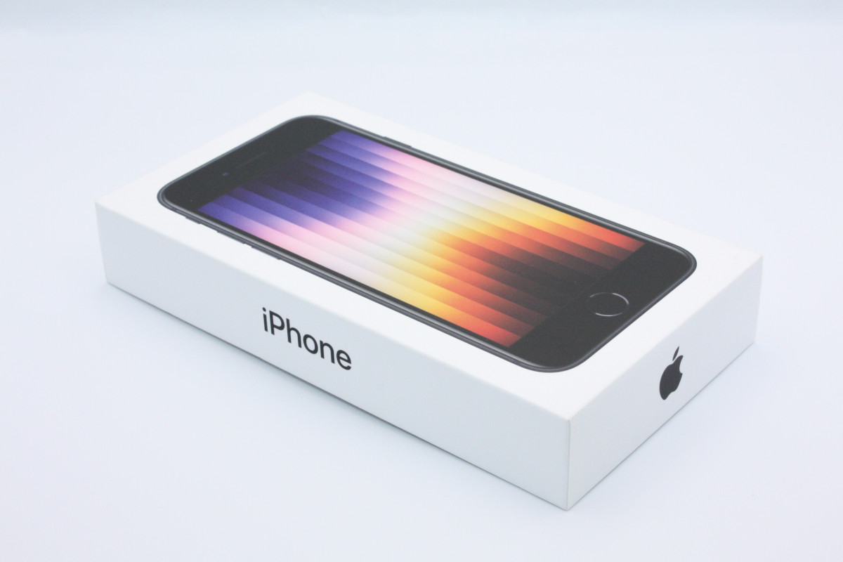 iPhone SE（第3世代） バッテリー状態良好(100%) SE 第3世代