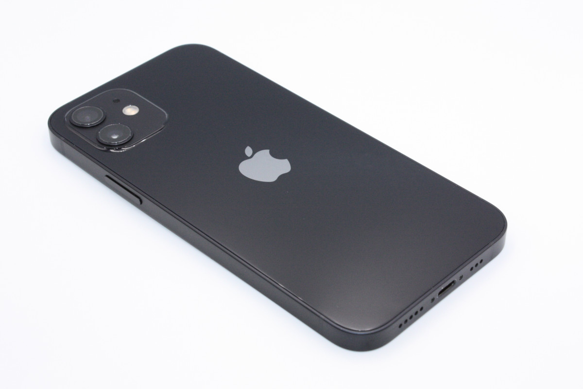 マ*レ様 iPhone12 64GB ブラック Amazon | 【整備済み品】 Apple iPhone 12 64GB ブラック SIM