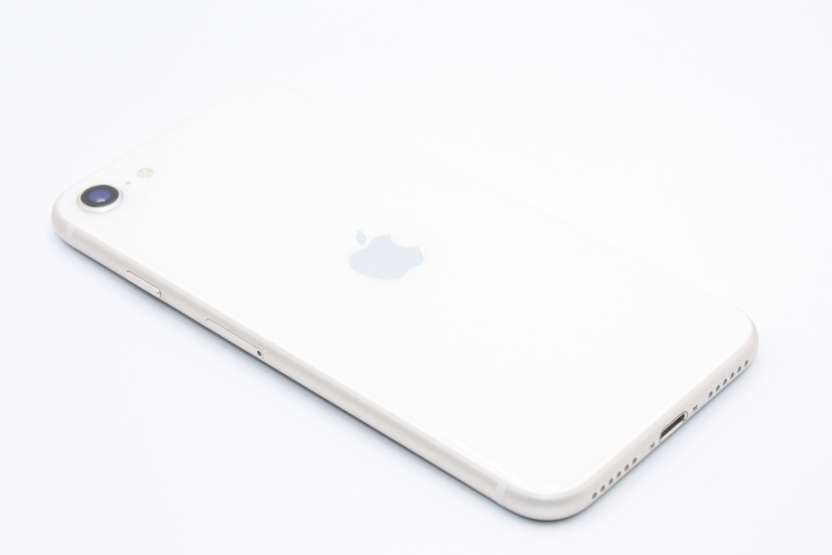 Apple iPhone SE 第3世代 64GB スターライト バッテリー94 超美品 iPhone SE 3 64GB スターライト 純正バッテリー100％ 即