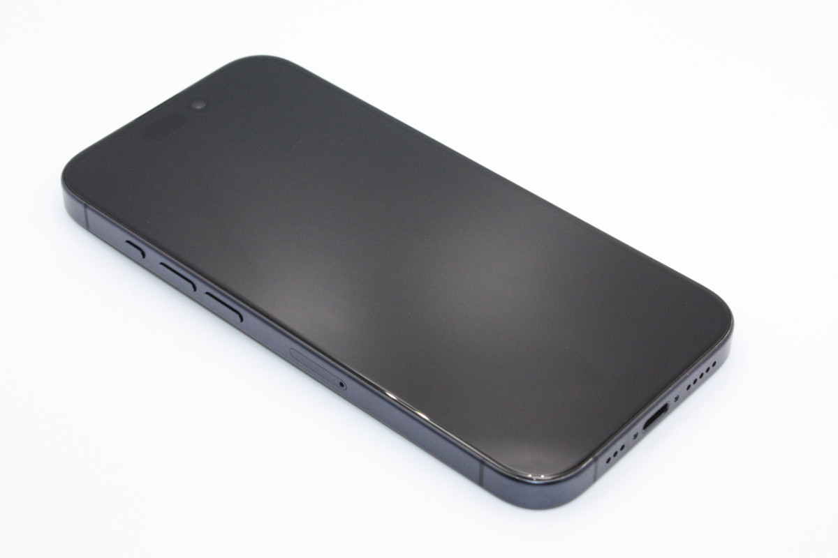 iPhone 15 Pro バッテリー状態良好(100％) Pro128GB SIMフリー