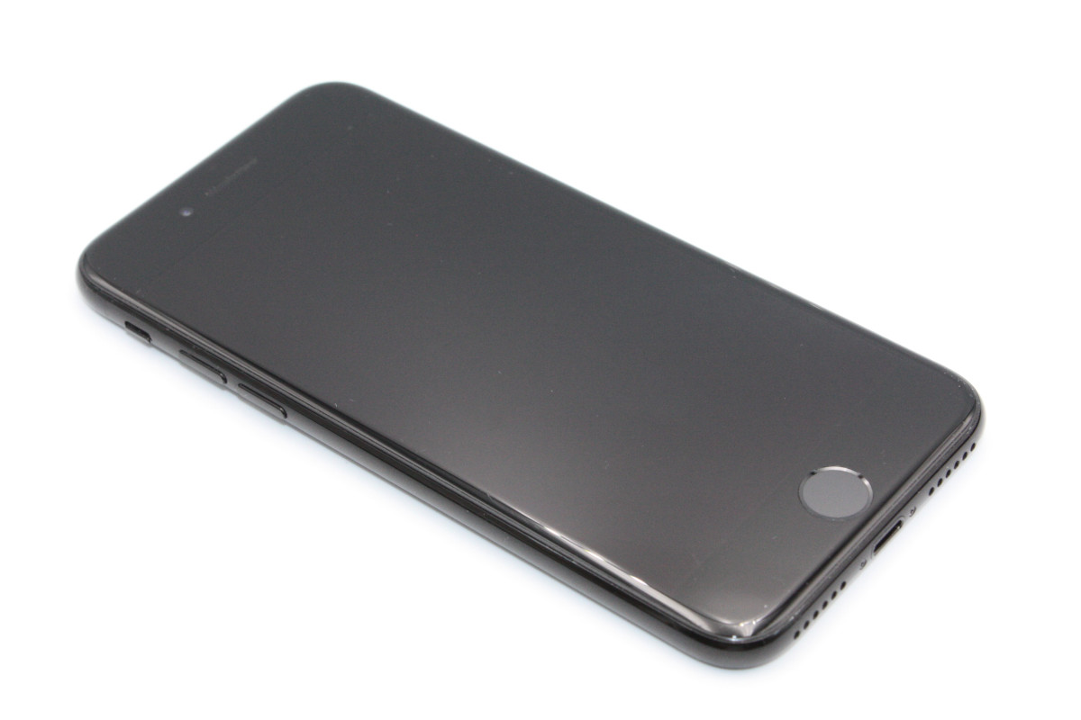 iPhone 7 iPhone7 128GB SIMロック解除済み ジェットブラック Cランク