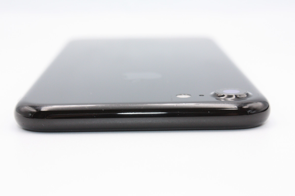 iPhone 7 iPhone7 128GB SIMロック解除済み ジェットブラック Cランク