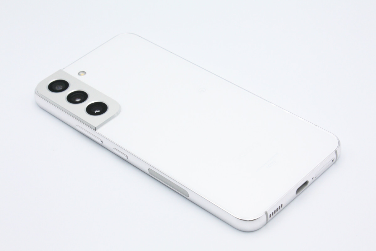 Galaxy S 訳あり特価 S22 SCG13 ファントムホワイト SIMフリー Bランク