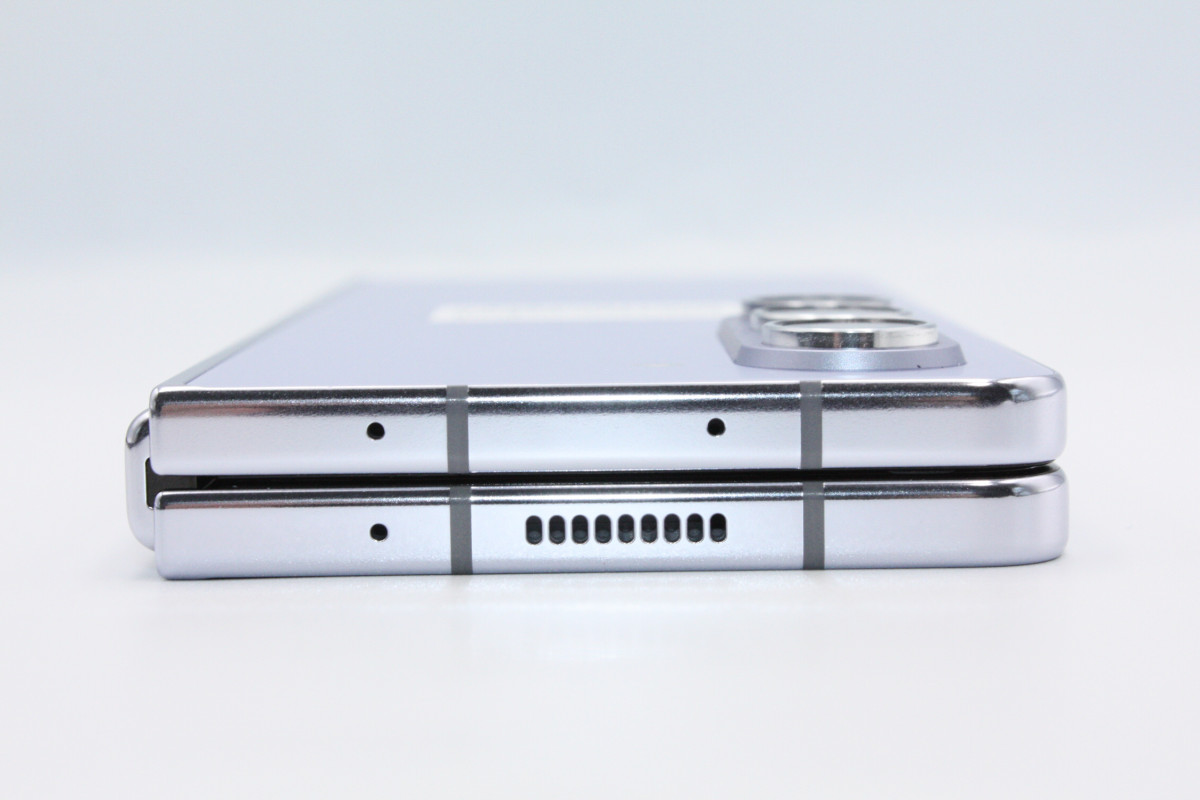 ③ 美品　Galaxy Z Flip 5 256G アイシーブルー Amazon.co.jp: Samsung Galaxy Z Flip7 256GB |ブルー シャドウ|Galaxy