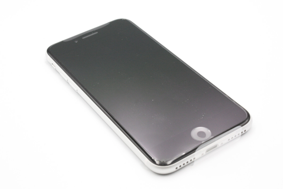 iPhone SE（第2世代） 新品未使用品 バッテリー状態良好(100