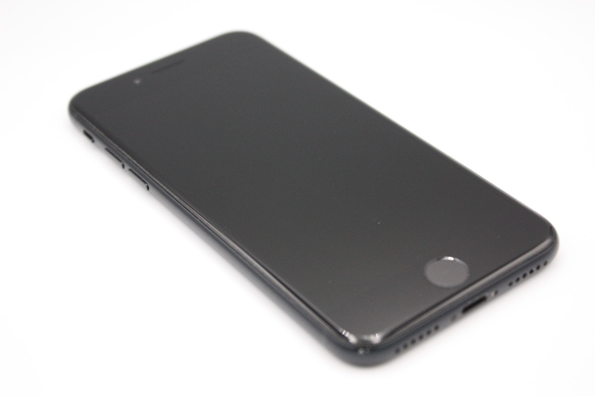 iPhone SE 第3世代 64GB ミッドナイト　バッテリー最大容量95% iPhone SE（第3世代） 【未使用品】iPhoneSE(第3世代) 64GB