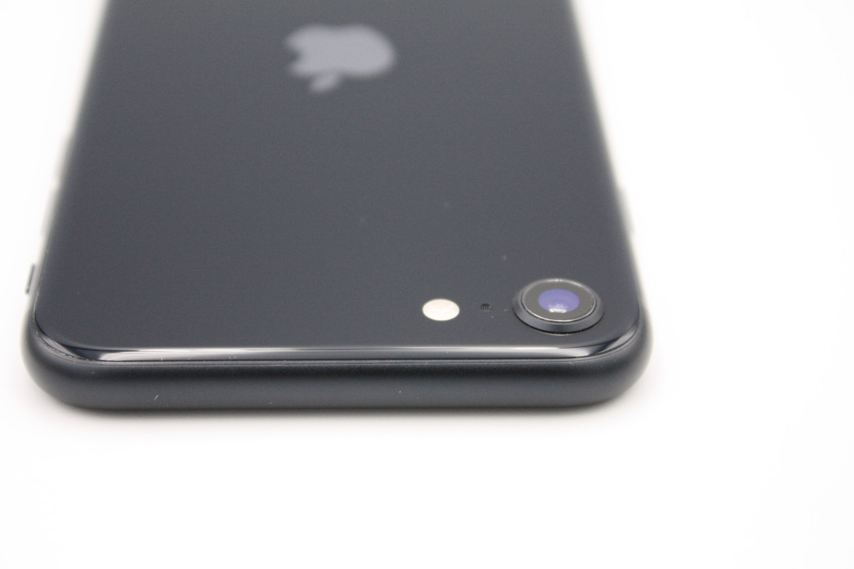 iPhone SE（第3世代） バッテリー状態良好(94%) SE 第3世代 64GB SIM