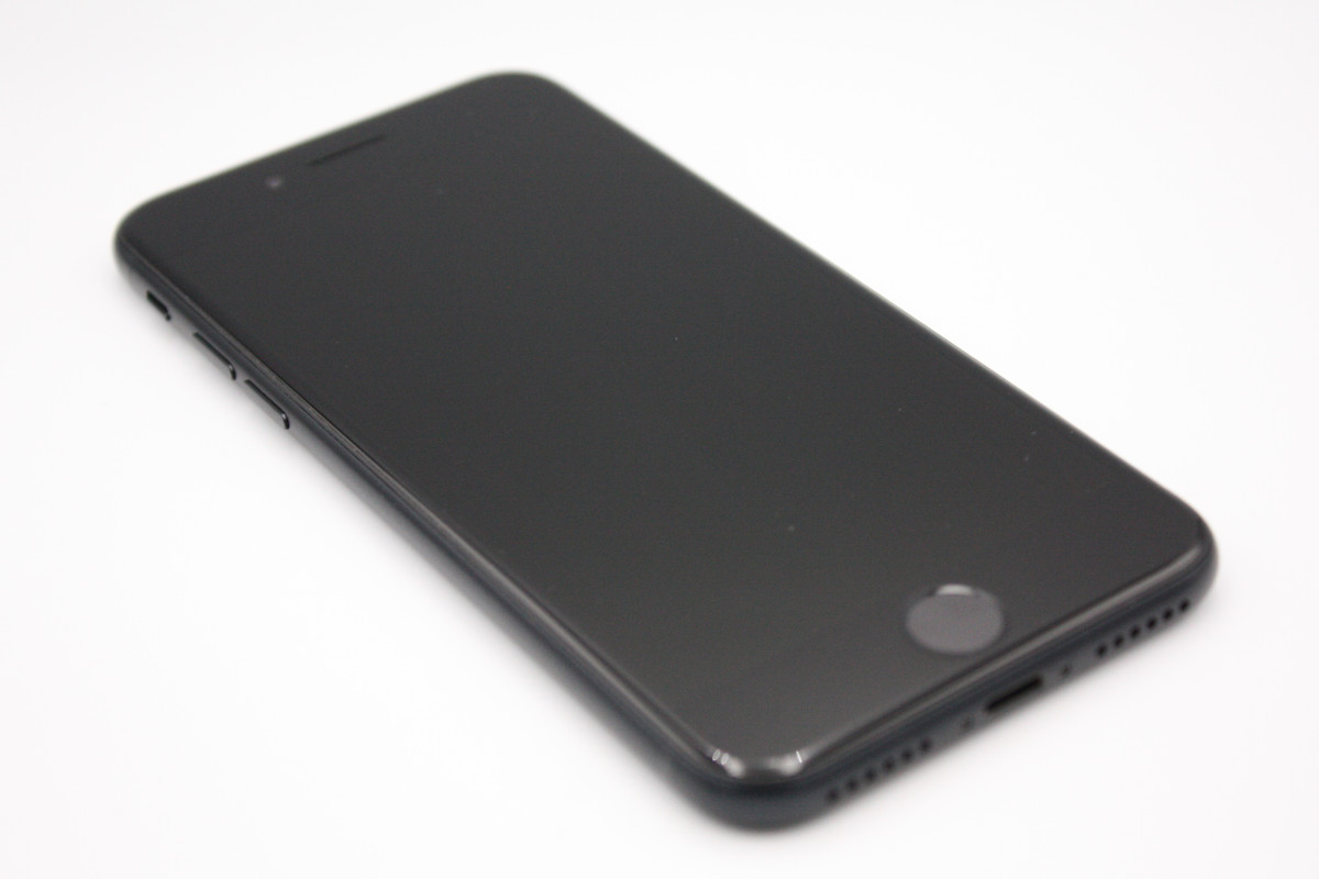 iPhone SE（第3世代） バッテリー状態良好(93%) SE 第3世代 64GB SIM