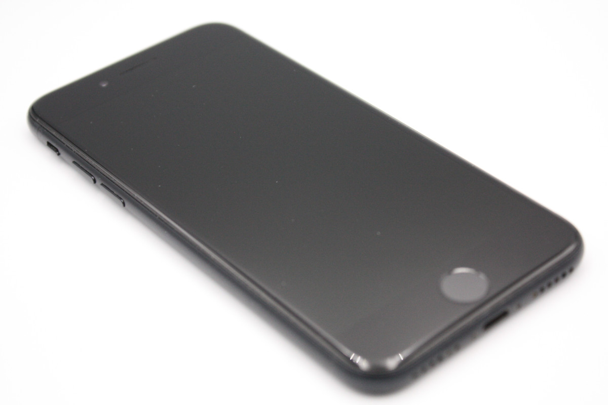 iPhone SE（第3世代） SE 第3世代 64GB SIMフリー ミッドナイト B