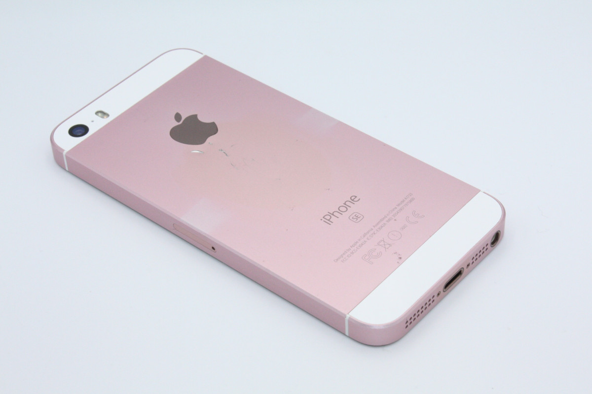 iPhone SE（第1世代） バッテリー状態良好(100％) SE 第1世代 32GB SIM