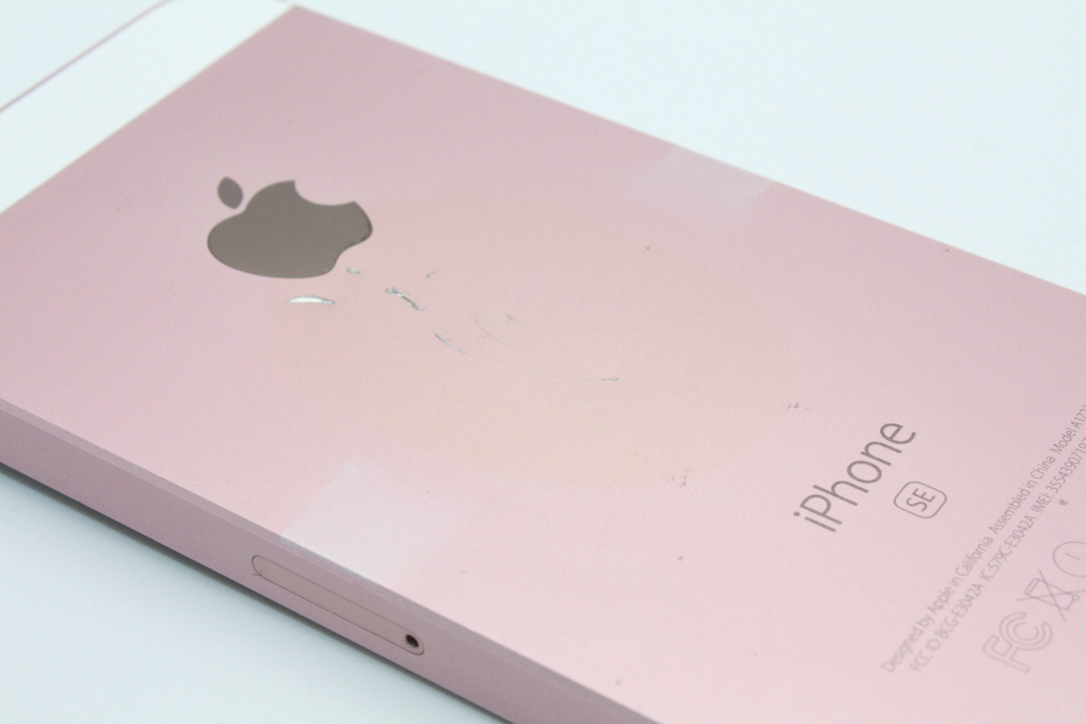 iPhone SE（第1世代） バッテリー状態良好(100％) SE 第1世代 32GB SIM