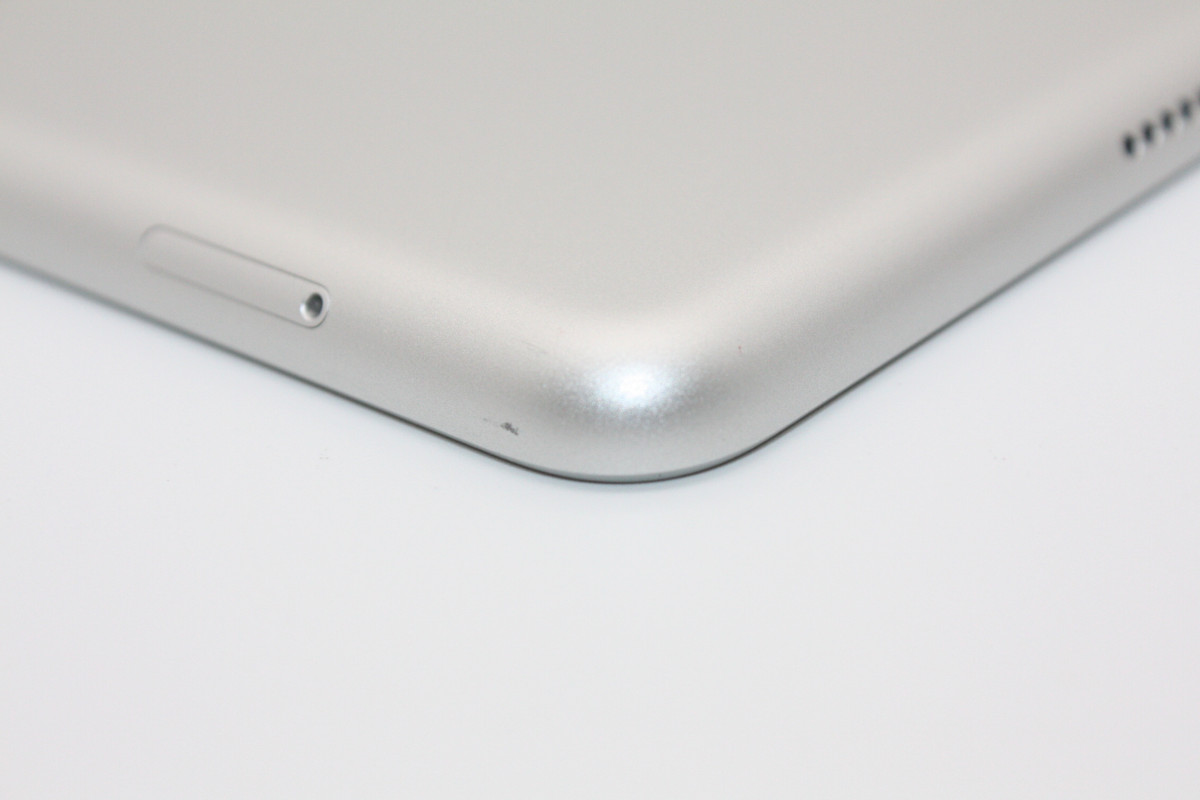 iPad 第7世代 Wi-Fi+Cellular 32GB SIMフリー シルバー Bランク
