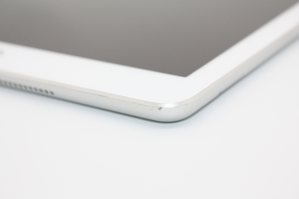 iPad 第5世代 Wi-Fi+Cellularモデル 32GB SIMロック解除済み シルバー