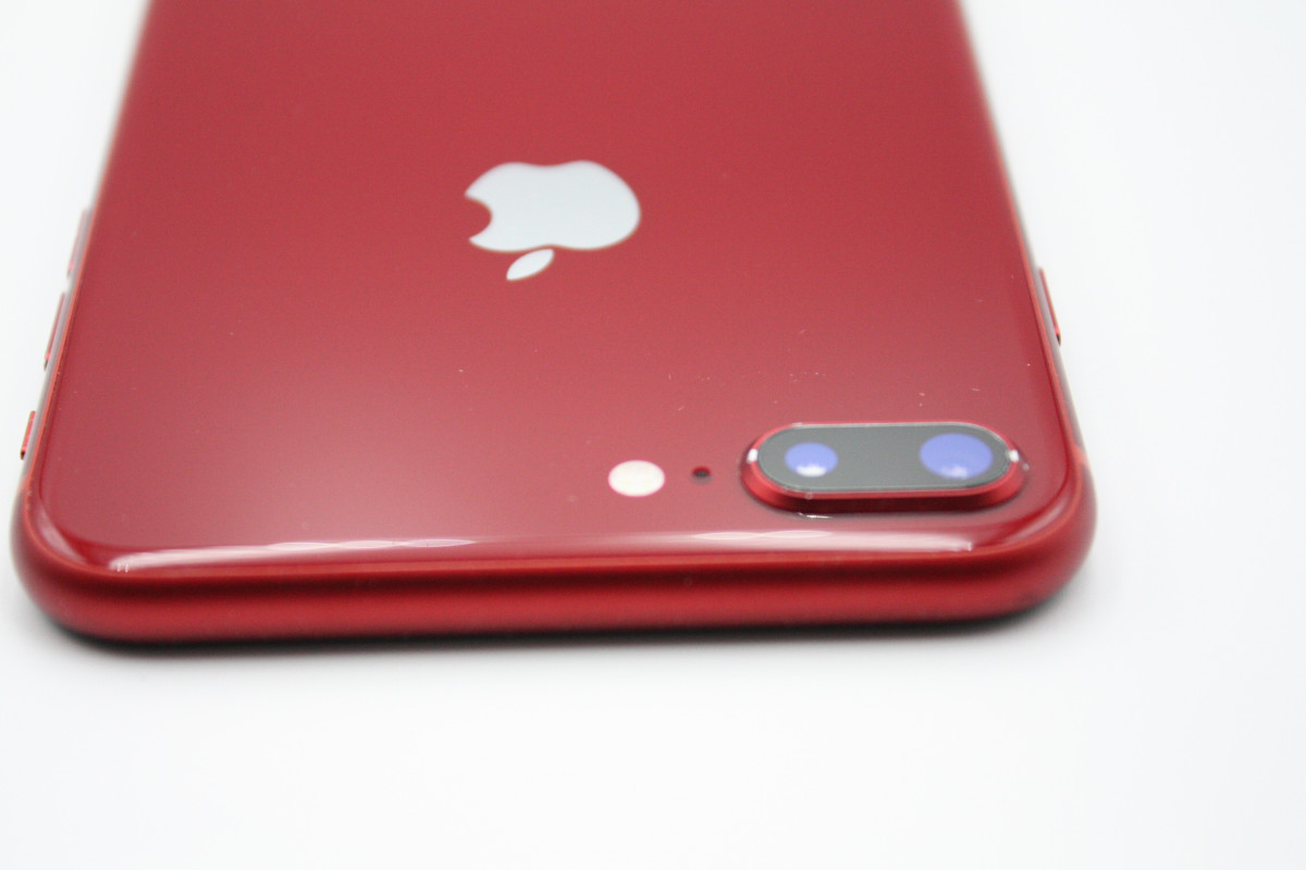 iPhone 8 Plus 訳あり特価 バッテリー新品同様(100%) 64GB SIMフリー