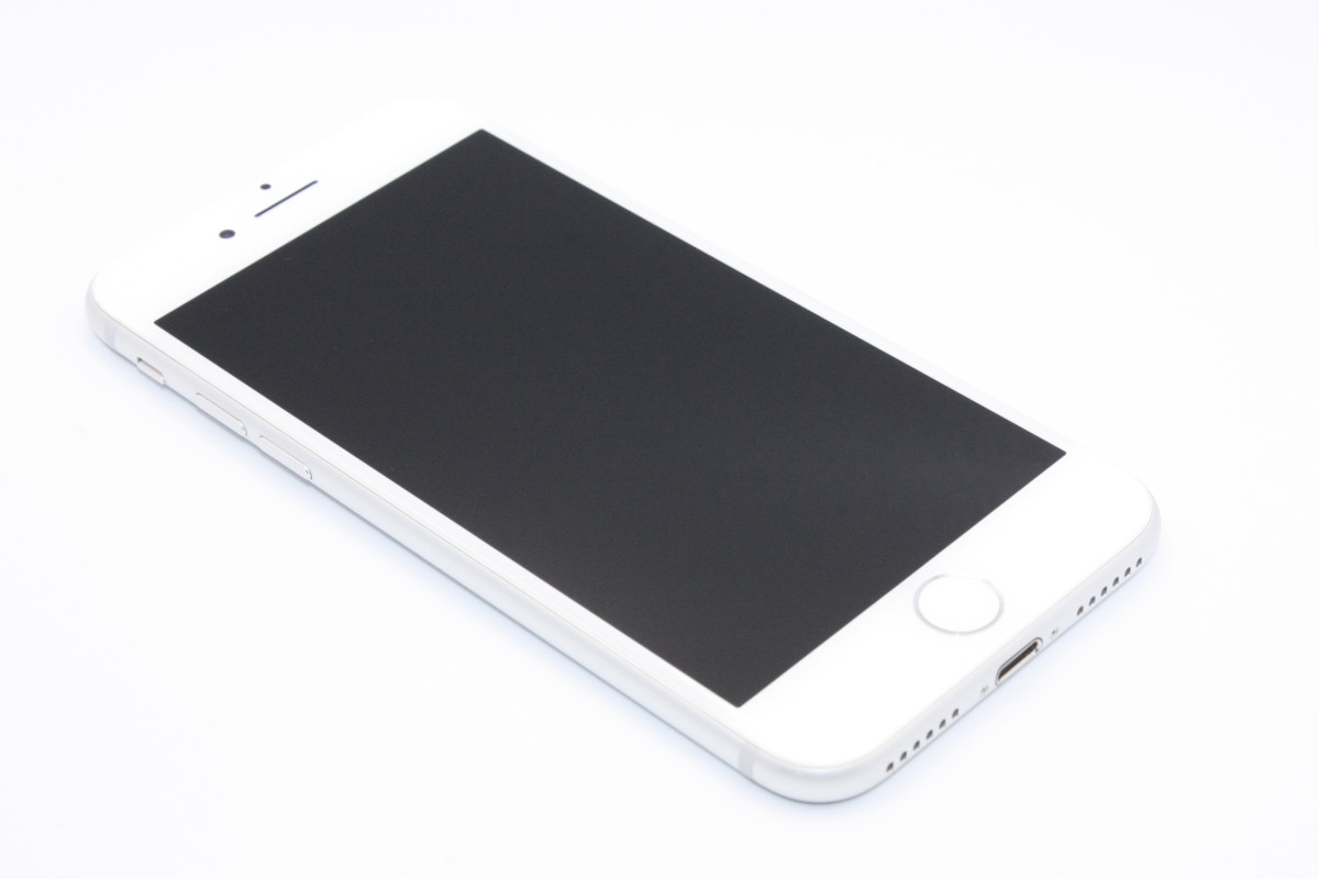iPhone 7 iPhone7 32GB SIMロック解除済み シルバー Bランク